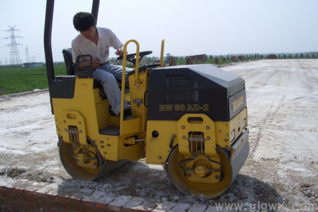 鋼結(jié)構(gòu)施工全過(guò)程(圖文并茂),不怕你學(xué)不會(huì)(圖6) 鋼結(jié)構(gòu)施工全過(guò)程(圖文并茂),不怕你學(xué)不會(huì)(圖6)